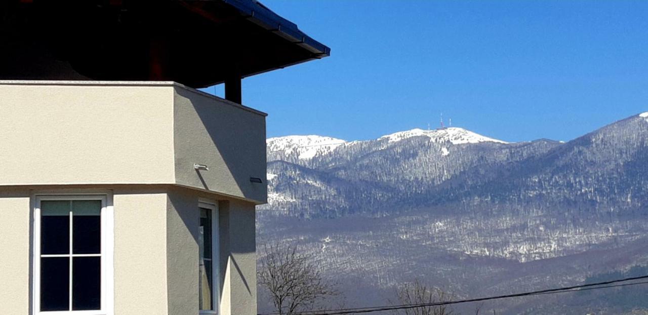 Apartmani Bilic Korenica Exterior photo